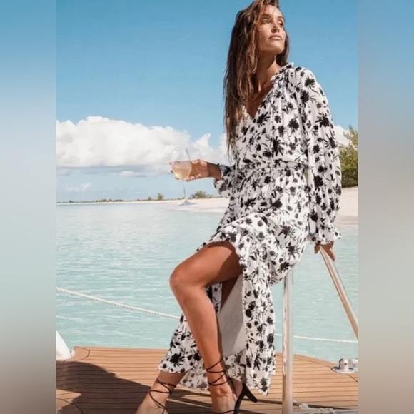 Nwot My Darling One White Floral Print Long Sleeve Maxi Dress size S - Picture 1 of 7